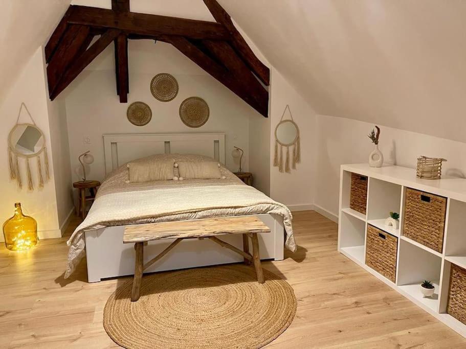 Appartement Cosy Centre Ville Saint-Amand-Mont-Rond Exteriör bild